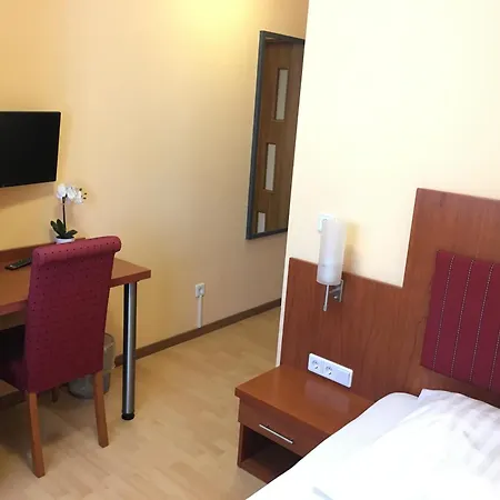 Jelinski Beherbergungsstätten 2*