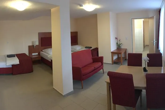 招待所 Jelinski Beherbergungsstaetten