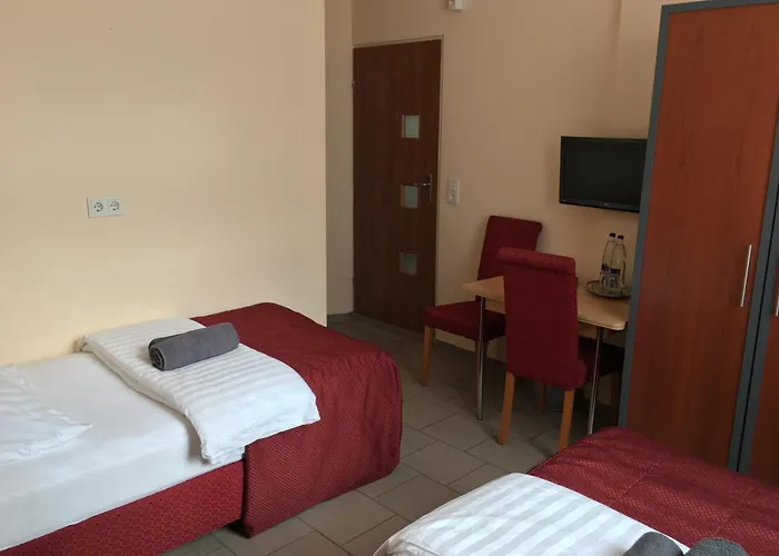 Jelinski Beherbergungsstaetten 招待所